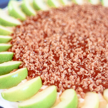 Caramel Apple Dip | JenniferCooks.com