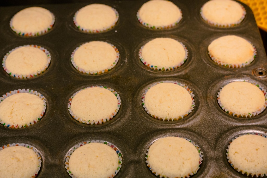 m&ms-easter-sundae-lemon-mini-muffins-recipe-11