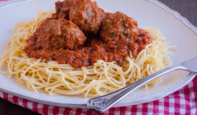 Spaghetti and Meatballs | Jennifer Cooks