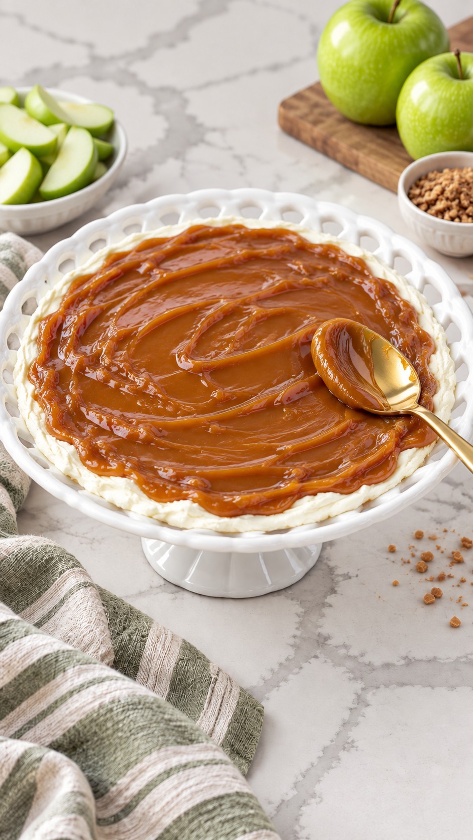 Thick caramel gently spread over the cream cheese base